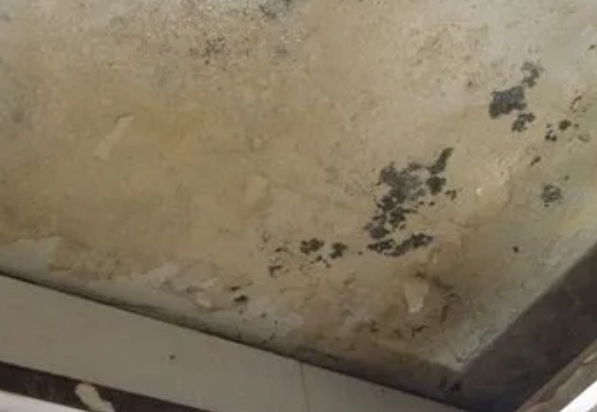 封丘阳台漏水维修公司分享下封丘卫生间渗水维修需要注意哪些问题。